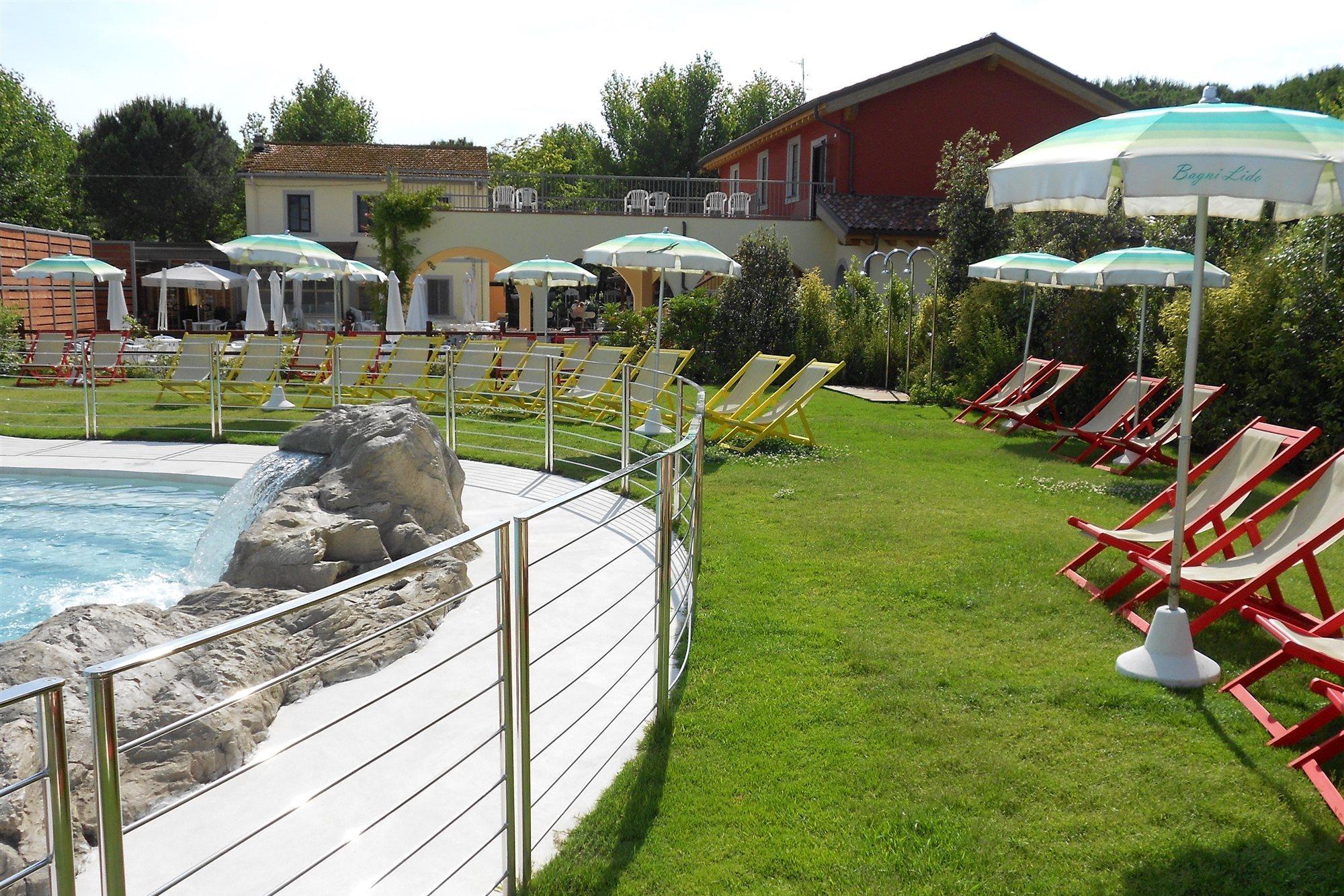 Отель Club Del Sole Viareggio Family Collection Торре-дель-Лаго-Пуччини Экстерьер фото